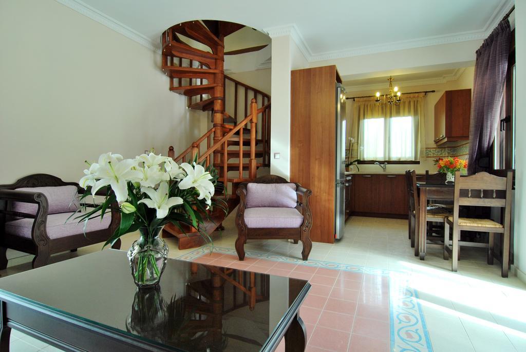 Kerveli Luxury Villa Eksteriør bilde