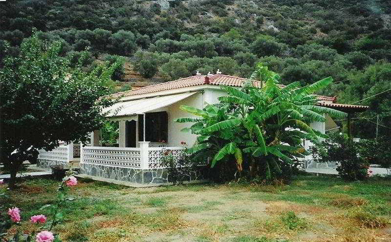 Kerveli Luxury Villa Eksteriør bilde
